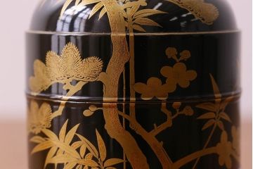 アンティーク雑貨　明治期　松竹梅鶴亀図　木製重香合・蒔絵(小物収納箱、茶道具)