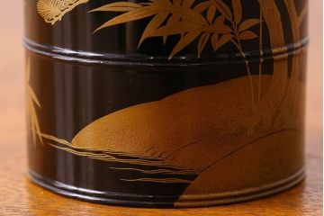 アンティーク雑貨　明治期　松竹梅鶴亀図　木製重香合・蒔絵(小物収納箱、茶道具)