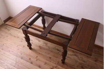 アンティーク家具　イギリスアンティーク　オーク材　シックなドローリーフテーブル(エクステンションテーブル、ダイニングテ  ーブル)
