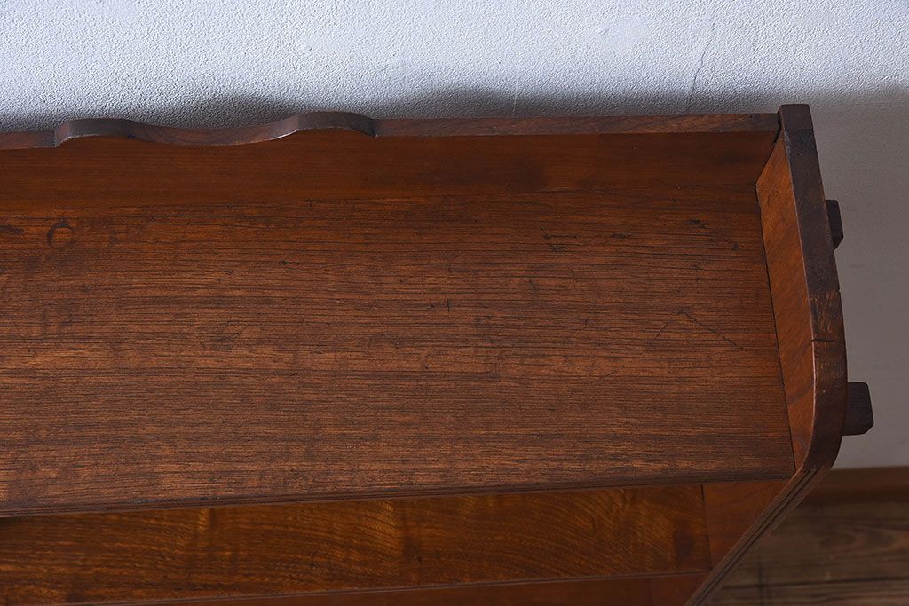 アンティーク家具　和製アンティーク　古い栓材の質感が味のあるブックシェルフ(本棚、飾り棚、ディスプレイラック、 ウッドシェルフ)