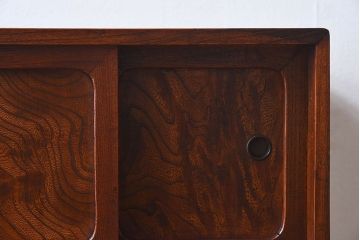 アンティーク家具　和製アンティーク　上手物!三方ケヤキ材の上質な茶箪笥(収納棚、茶棚、戸棚)