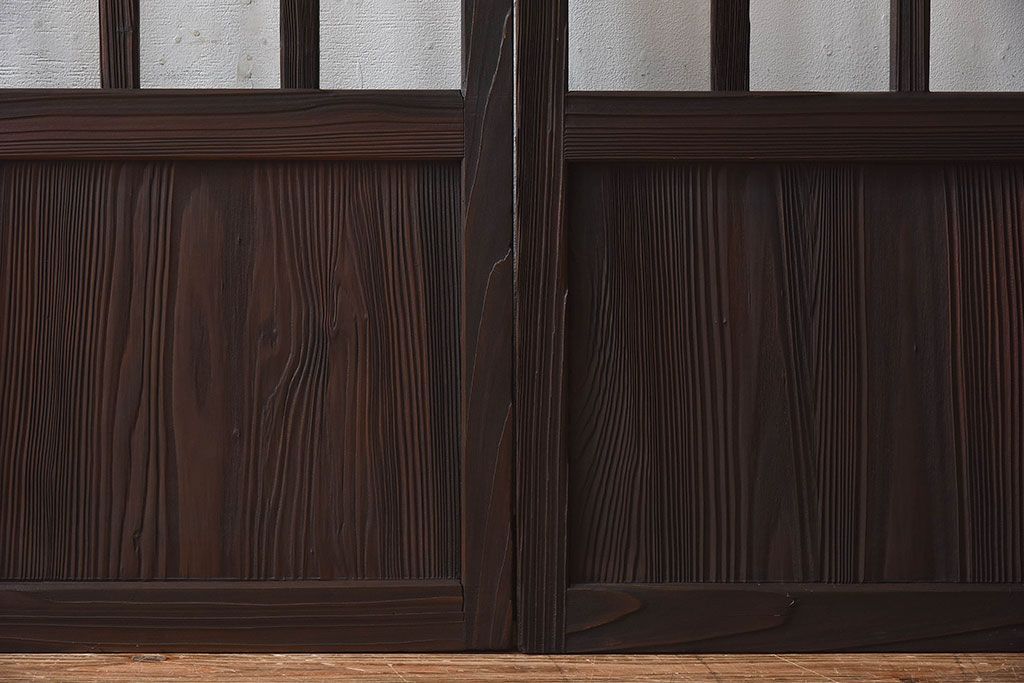 和製アンティーク　クリアガラス　すりガラス　モダンな雰囲気漂うガラス戸2枚セット(引き戸)です