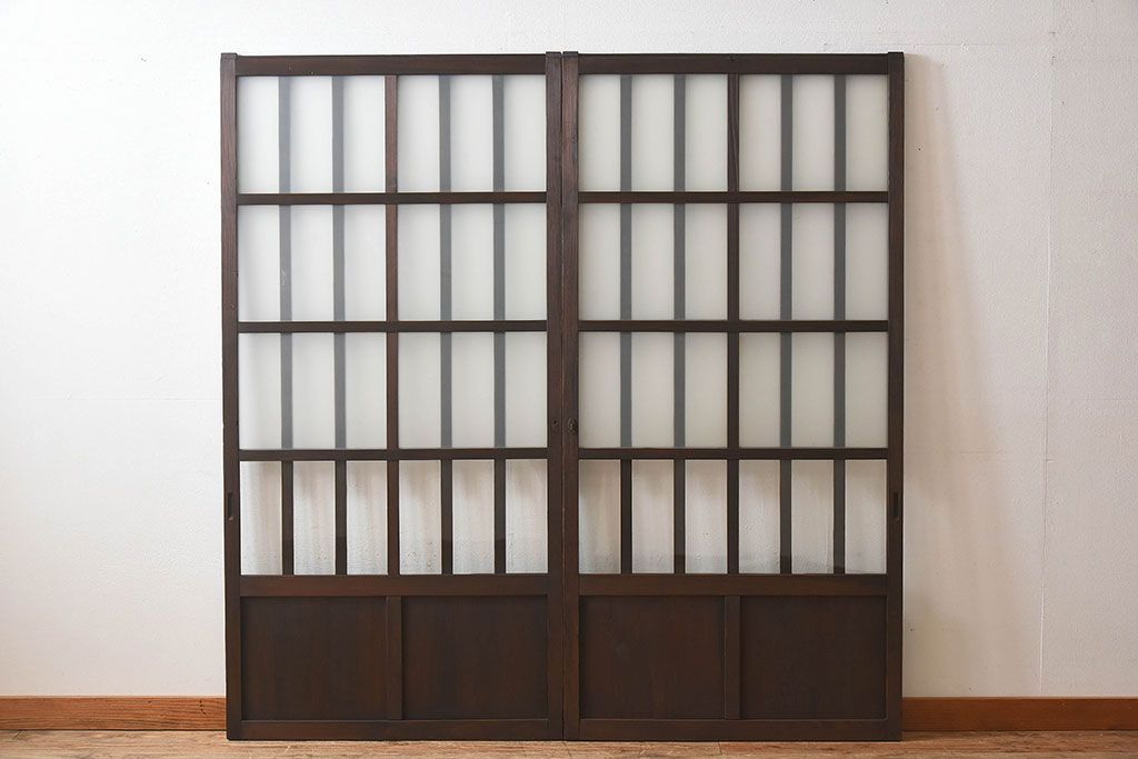 和製アンティーク　クリアガラス　すりガラス　モダンな雰囲気漂うガラス戸2枚セット(引き戸)です