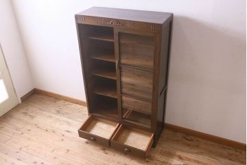 アンティーク家具　和製アンティーク　和モダンな雰囲気漂う大振りなブックケース(本箱、収納棚、戸棚、食器棚)