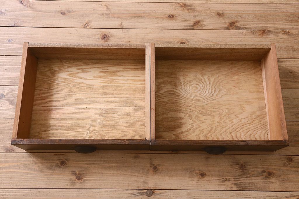 アンティーク家具　和製アンティーク　和モダンな雰囲気漂う大振りなブックケース(本箱、収納棚、戸棚、食器棚)