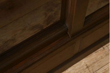 アンティーク家具　和製アンティーク　和モダンな雰囲気漂う大振りなブックケース(本箱、収納棚、戸棚、食器棚)