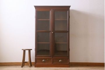 アンティーク家具　大正ロマン　前面栗材　上品なデザインのアンティークブックケース(本箱、収納棚、戸棚、食器棚)