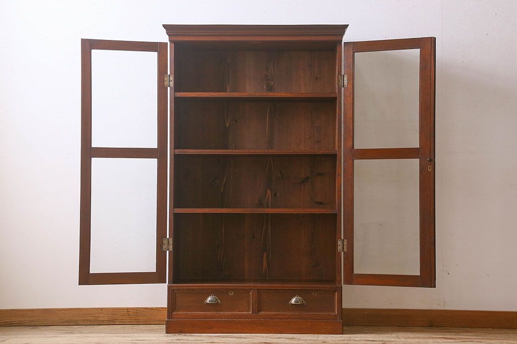 アンティーク家具　大正ロマン　前面栗材　上品なデザインのアンティークブックケース(本箱、収納棚、戸棚、食器棚)