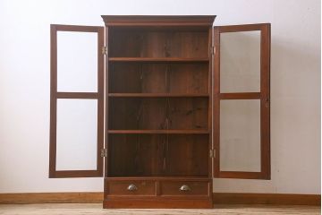 アンティーク家具　大正ロマン　前面栗材　上品なデザインのアンティークブックケース(本箱、収納棚、戸棚、食器棚)
