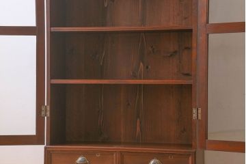 アンティーク家具　大正ロマン　前面栗材　上品なデザインのアンティークブックケース(本箱、収納棚、戸棚、食器棚)