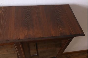 アンティーク家具　大正ロマン　前面栗材　上品なデザインのアンティークブックケース(本箱、収納棚、戸棚、食器棚)