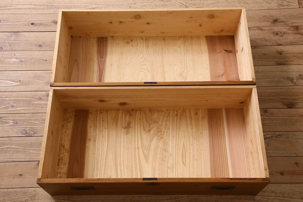 アンティーク家具　和製アンティーク　脚付き!明るい木の色合いが素敵なローチェスト(ローボード、引き出し、テレビ台)