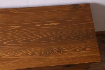 アンティーク家具　和製アンティーク　脚付き!明るい木の色合いが素敵なローチェスト(ローボード、引き出し、テレビ台)