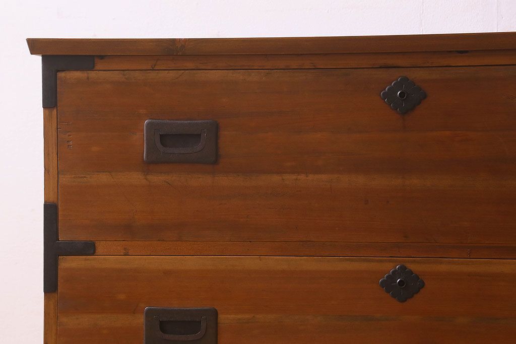 アンティーク家具　和製アンティーク　脚付き!明るい木の色合いが素敵なローチェスト(ローボード、引き出し、テレビ台)