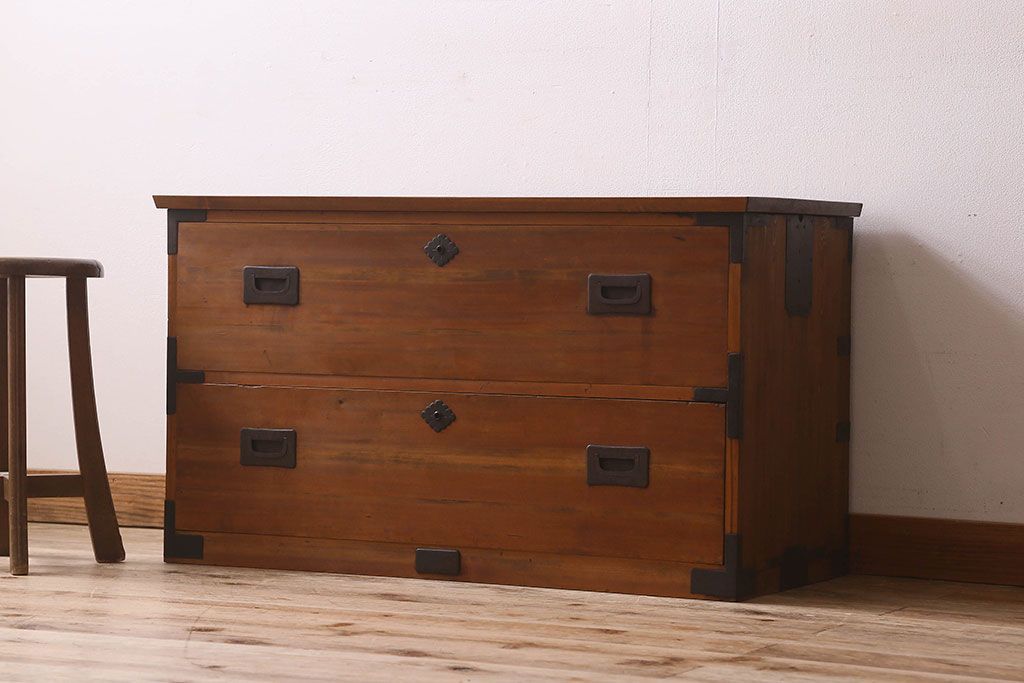 アンティーク家具　和製アンティーク　明るい木の色合いが素敵なローチェスト(ローボード、引き出し、テレビ台)