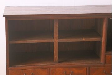 アンティーク家具　和製アンティーク　チェッカーガラス入り!6杯の引き出し付き戸棚(収納棚、食器棚)