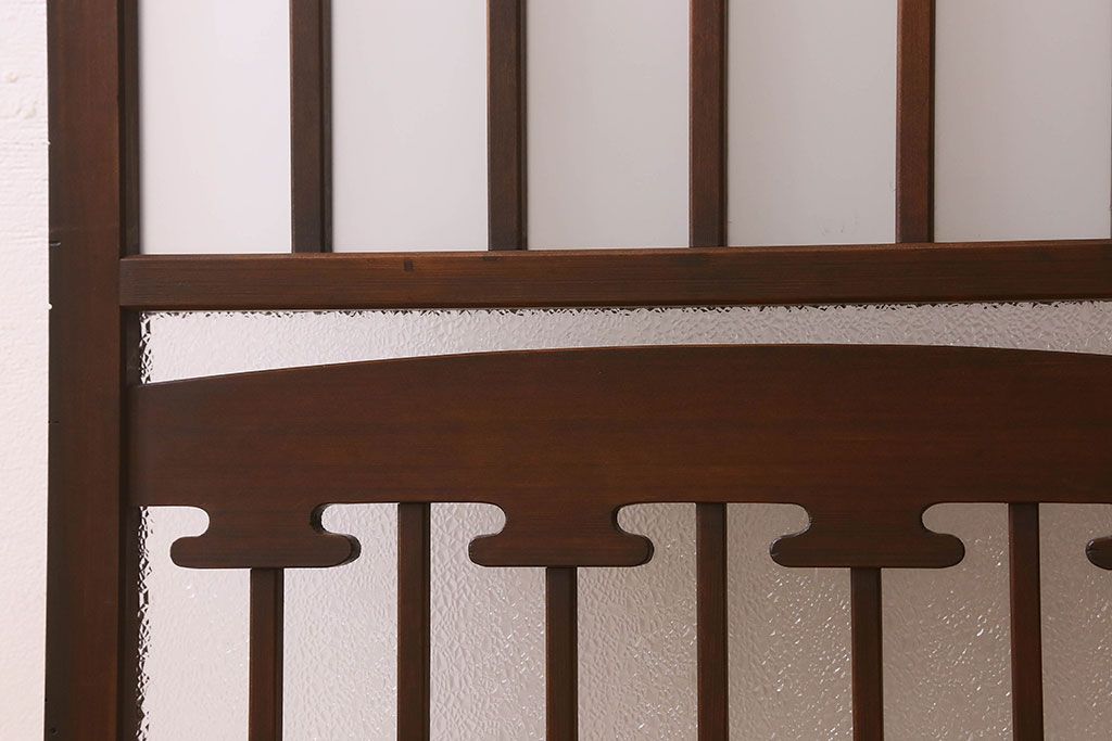 和製アンティーク　すりガラス　ダイヤガラス　意匠が魅力的なヒノキ材の格子戸(引き戸、ガラス戸)