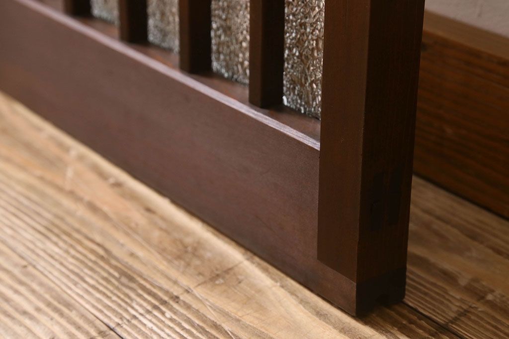 和製アンティーク　すりガラス　ダイヤガラス　意匠が魅力的なヒノキ材の格子戸(引き戸、ガラス戸)