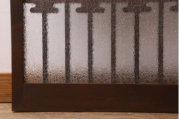 和製アンティーク　すりガラス　ダイヤガラス　意匠が魅力的なヒノキ材の格子戸(引き戸、ガラス戸)