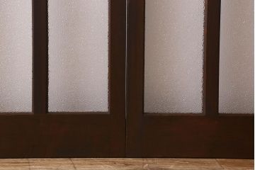 和製アンティーク　モダンな雰囲気漂う　ダイヤガラスが施されたヒノキ材のガラス戸2枚セット(引き戸)