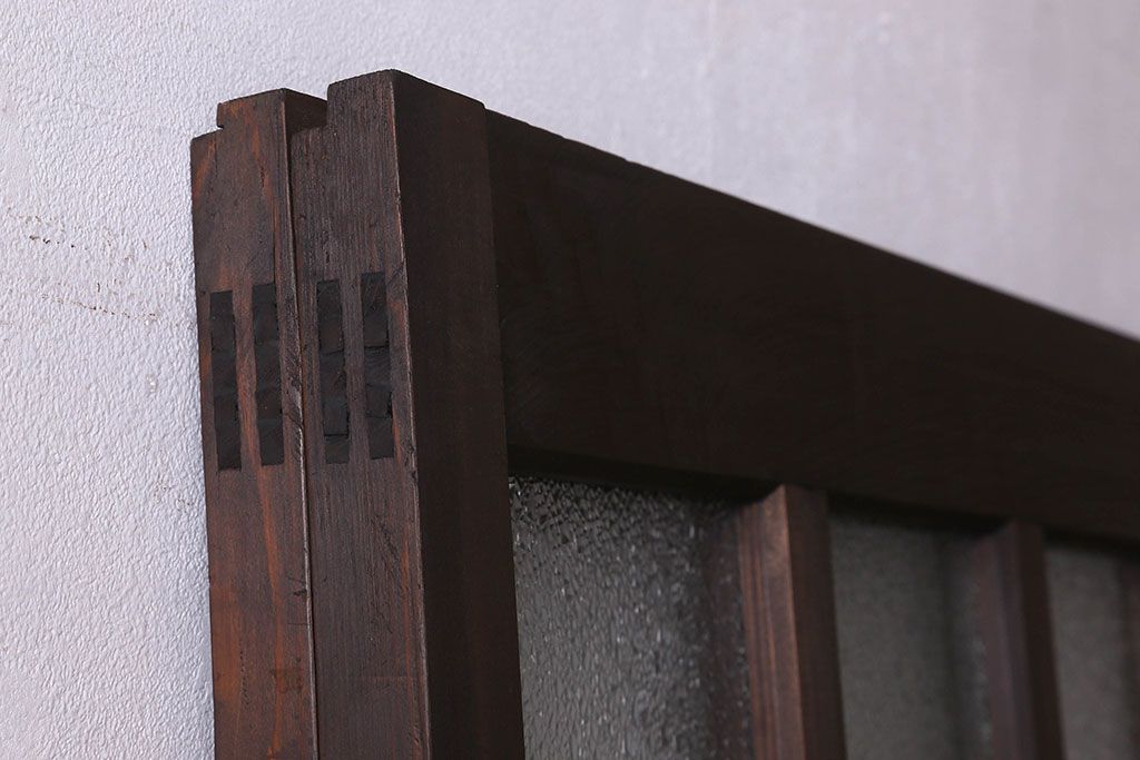 和製アンティーク　モダンな雰囲気漂う　ダイヤガラスが施されたヒノキ材のガラス戸2枚セット(引き戸)