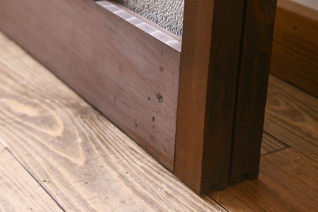 和製アンティーク　モダンな雰囲気漂う　ダイヤガラスが施されたヒノキ材のガラス戸2枚セット(引き戸)