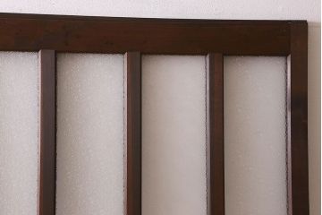 和製アンティーク　モダンな雰囲気漂う　ダイヤガラスが施されたヒノキ材のガラス戸2枚セット(引き戸)