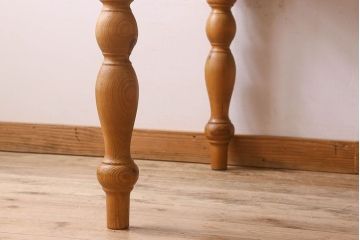 ブランド家具　中古　ペニーワイズ　引き出し付　温もりを感じるダイニングテーブル(机、リビングテーブル)