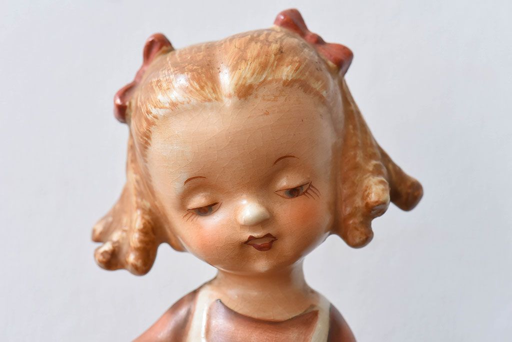 アンティーク雑貨　ビンテージ　日本製　ceramics japan ucagco　少女人形(フィギュリン、置物)
