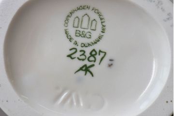 アンティーク雑貨　ビンテージ　1988年　B&G(ビング オー グレンダール)　コペンハーゲン　少女人形(フィギュリン、置物)