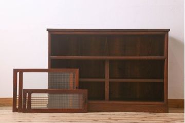レトロ家具　和製アンティーク　栗材　欅材　チェッカーガラス入り　レトロで実用的な収納棚(戸棚、食器棚、本箱)