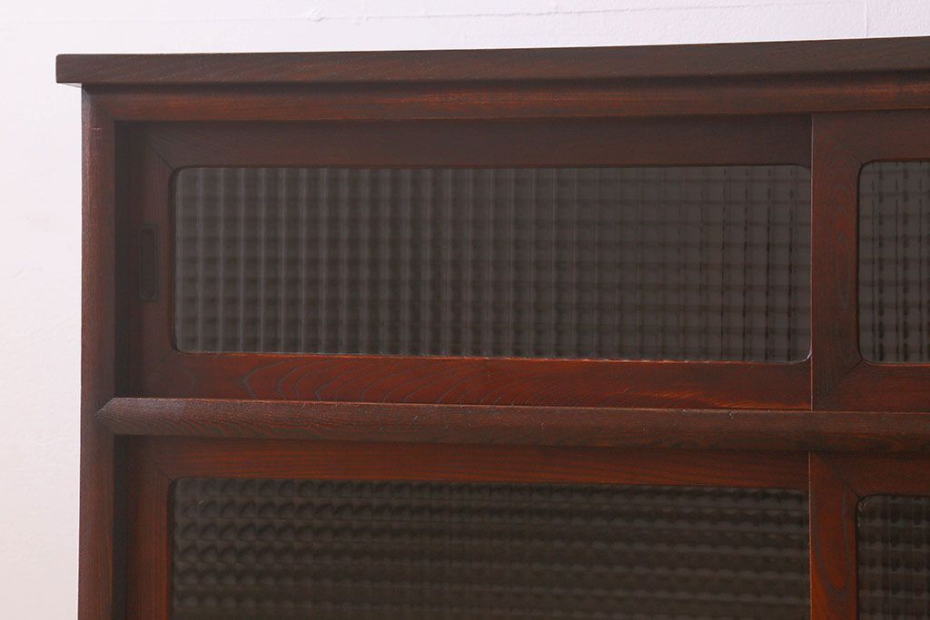 レトロ家具　和製アンティーク　栗材　欅材　チェッカーガラス入り　レトロで実用的な収納棚(戸棚、食器棚、本箱)