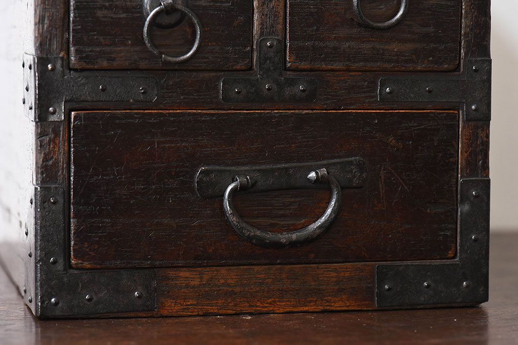 アンティーク雑貨　和製アンティーク　古い質感が味のある硯箱(小引き出し、小箱、小物入れ、木箱)