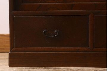 アンティーク家具　【展示品】和製アンティーク　明治〜大正期　木目が美しい総欅材の茶棚(収納棚、食器棚、飾り棚)
