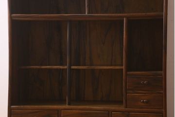 アンティーク家具　和製アンティーク　印象的な木目　総黒柿材の珍しい戸棚(茶棚、茶箪笥、収納棚)