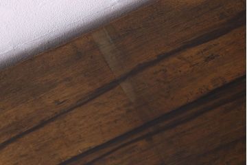アンティーク家具　和製アンティーク　印象的な木目　総黒柿材の珍しい戸棚(茶棚、茶箪笥、収納棚)