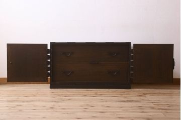 アンティーク家具　和製アンティーク　江戸〜明治期!重厚感のある佇まい　総桐材　観音開きの箪笥ローチェスト(ローボード、衣装箪笥、引き出し、桐箪笥、桐たんす)