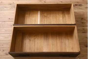 アンティーク家具　和製アンティーク　江戸〜明治期!重厚感のある佇まい　総桐材　観音開きの箪笥ローチェスト(ローボード、衣装箪笥、引き出し、桐箪笥、桐たんす)