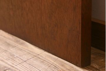 昭和レトロ　温かみのある質感が素敵な木製ドア(扉)