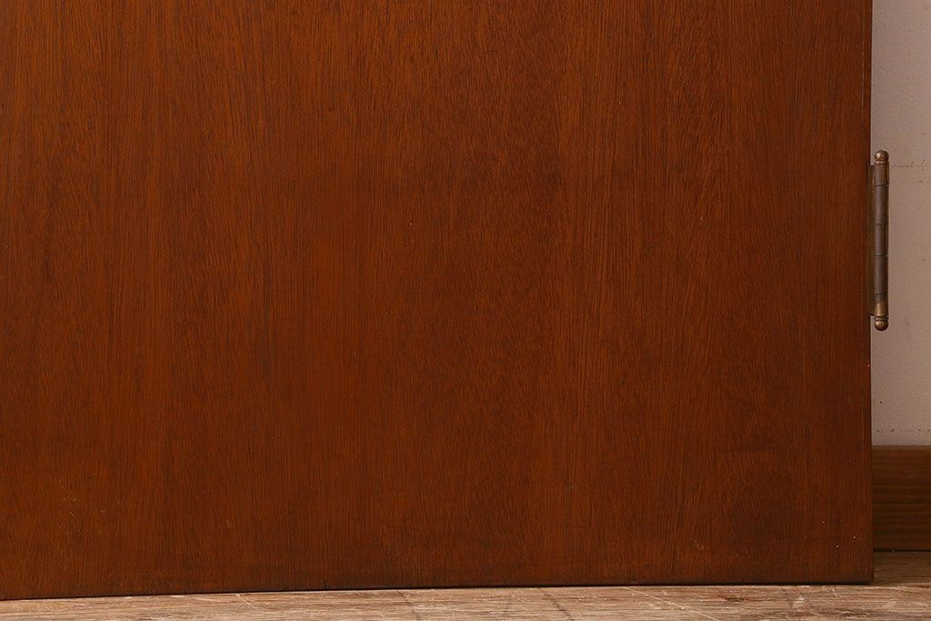 昭和レトロ　温かみのある質感が素敵な木製ドア(扉)