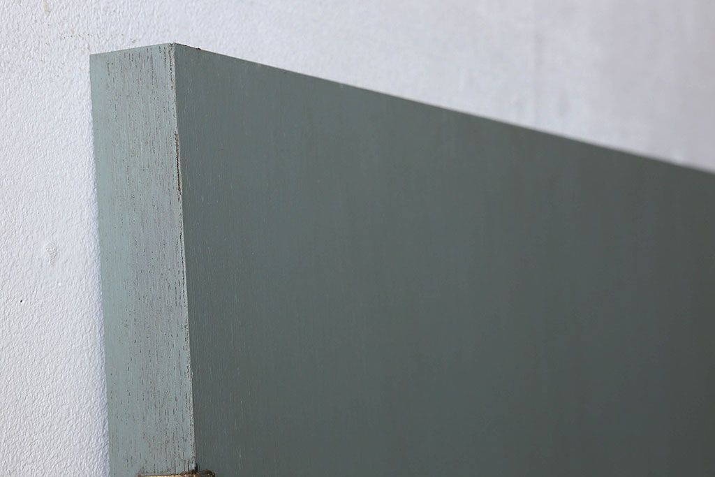 ペイント建具　銀モールガラス入りのレトロなドア(扉)