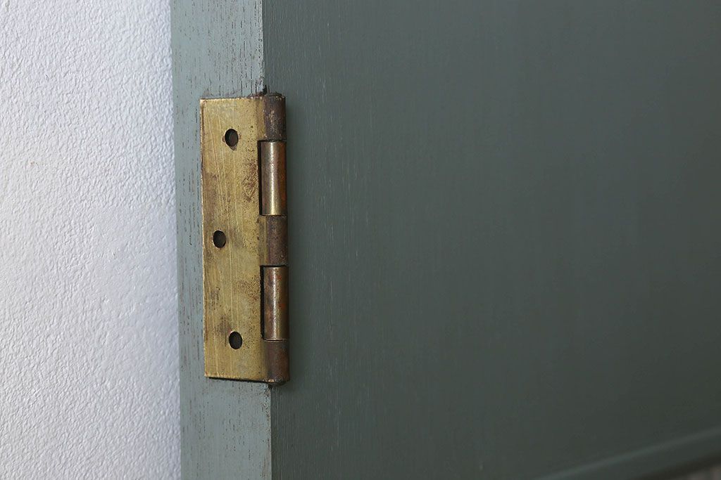 ペイント建具　銀モールガラス入りのレトロなドア(扉)