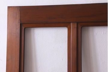 昭和レトロ　両開き　優美なデザインの取っ手が素敵な檜材製の親子ドア(扉)