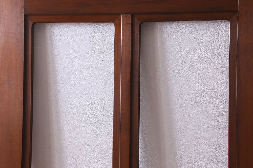 昭和レトロ　両開き　優美なデザインの取っ手が素敵な檜材製の親子ドア(扉)