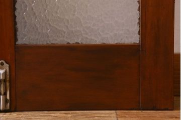 昭和レトロ　両開き　優美なデザインの取っ手が素敵な檜材製の親子ドア(扉)