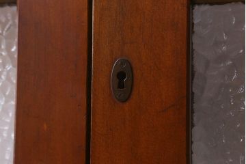 昭和レトロ　両開き　優美なデザインの取っ手が素敵な檜材製の親子ドア(扉)