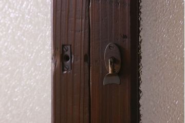 和製アンティーク　ダイヤガラス入り!深みのある木の色合いが素敵なガラス戸(引き戸)