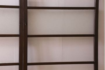和製アンティーク　ダイヤガラス入り!深みのある木の色合いが素敵なガラス戸(引き戸)