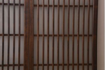 昭和期　すりガラス入り!縦桟が魅力的な格子戸(引き戸、ガラス戸)2枚セット(2)