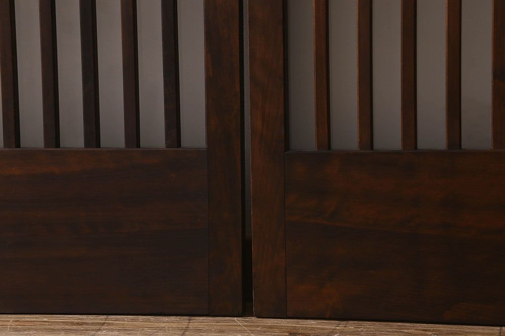 昭和期　すりガラス入り!縦桟が魅力的な格子戸(引き戸、ガラス戸)2枚セット(2)